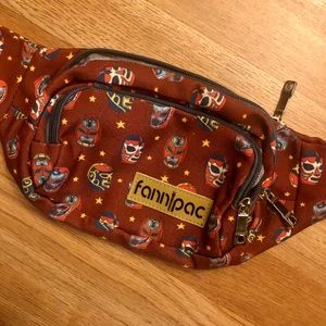 NEW Hola, Nacho Fannipac